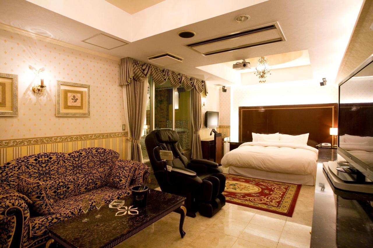 Meguro Emperor (Adults Only) Hotel Токио Екстериор снимка